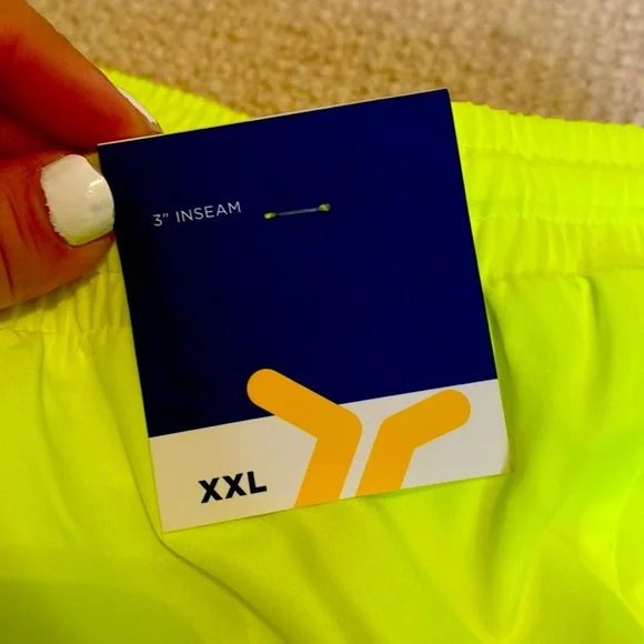 Old Navy Active Mid Rise Shorts - Picture 4 of 7